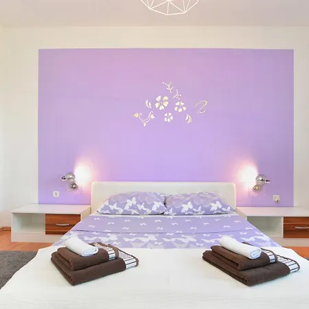 Apartment Krancici 1740 Babici