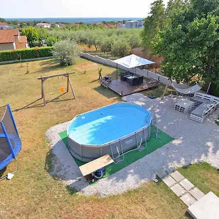 Apartment Krancici 1740 Babici